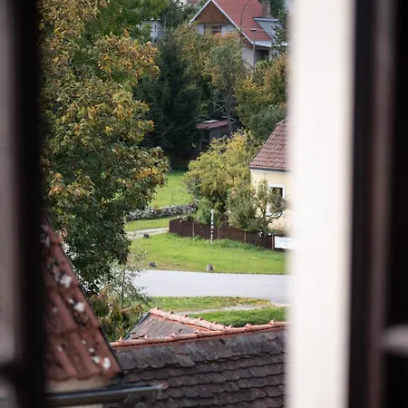 Pivoňka Hotel 3*