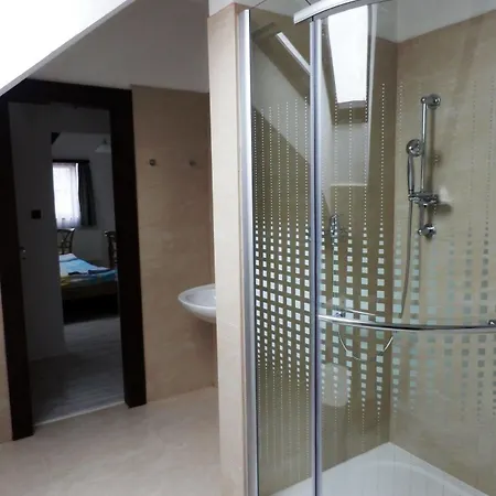 Hotel Pivonka 3*
